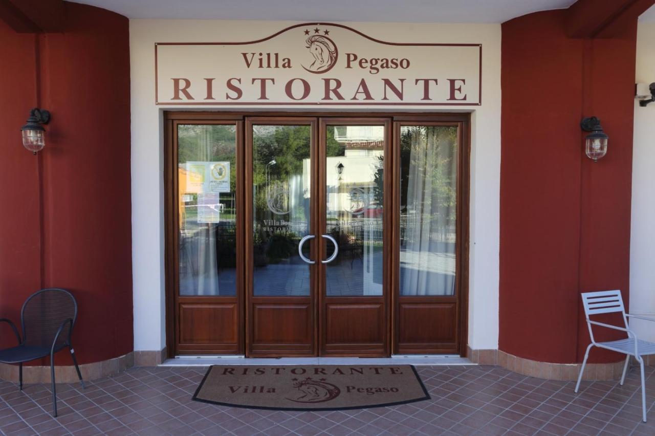 Hotel Ristorante Villa Pegaso San Pietro Infine Buitenkant foto
