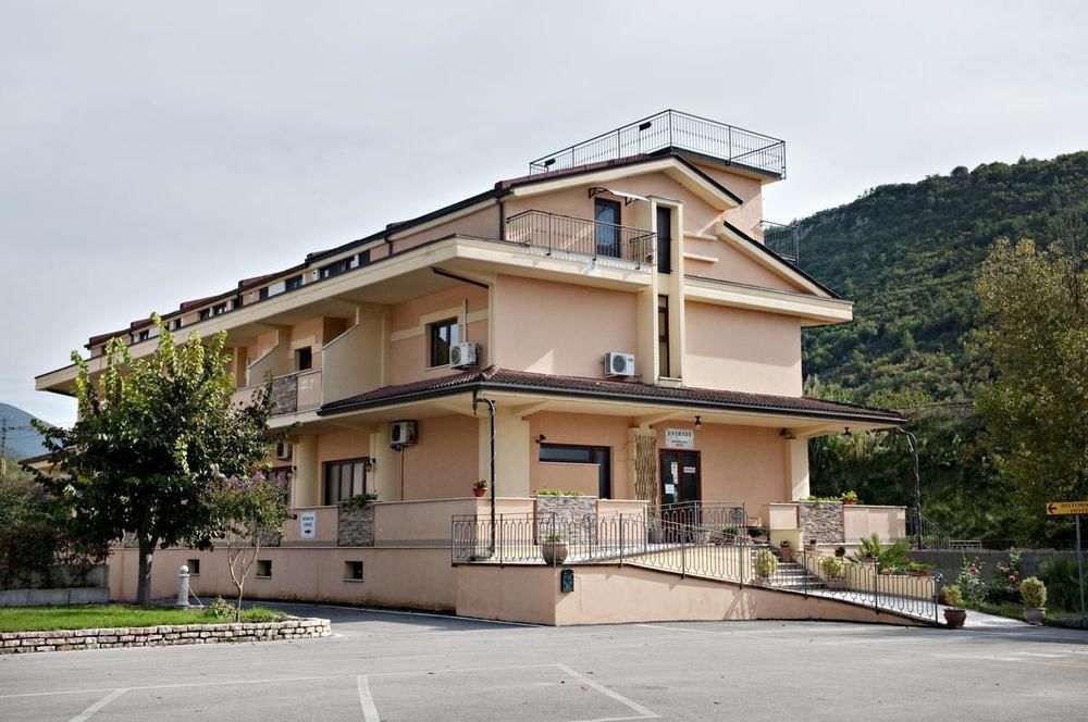 Hotel Ristorante Villa Pegaso San Pietro Infine Buitenkant foto